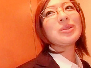 Tokyo tease: fucking nippon kawaii babe deepthroats XXX rod